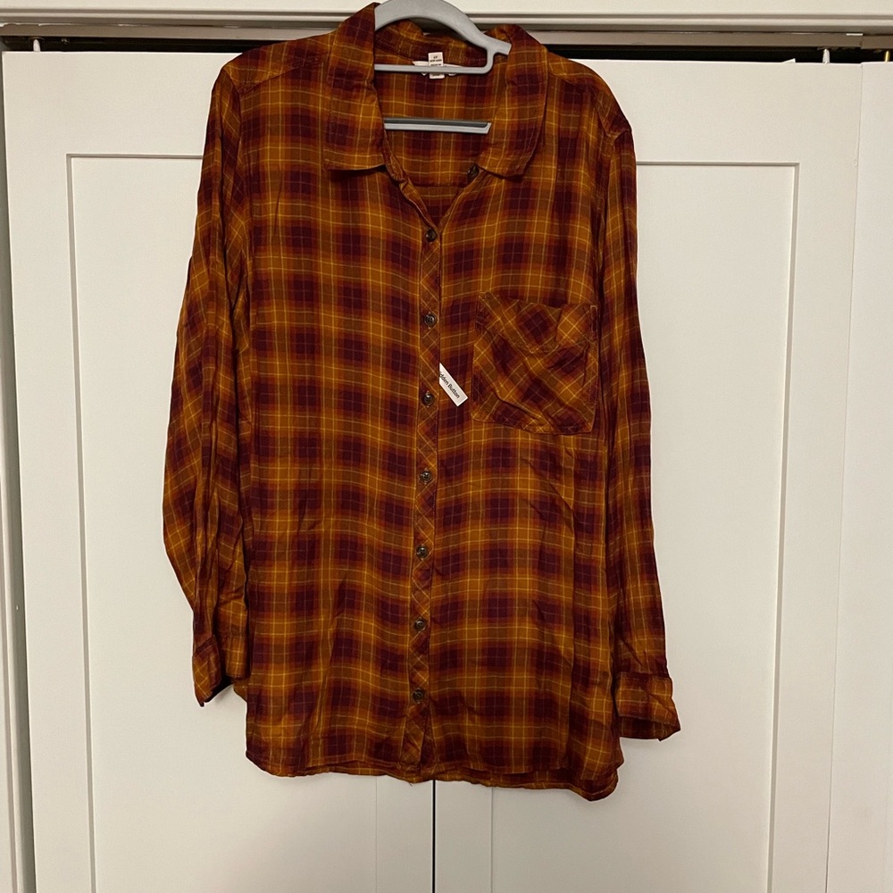 NWT Terra & Sky plaid button down
